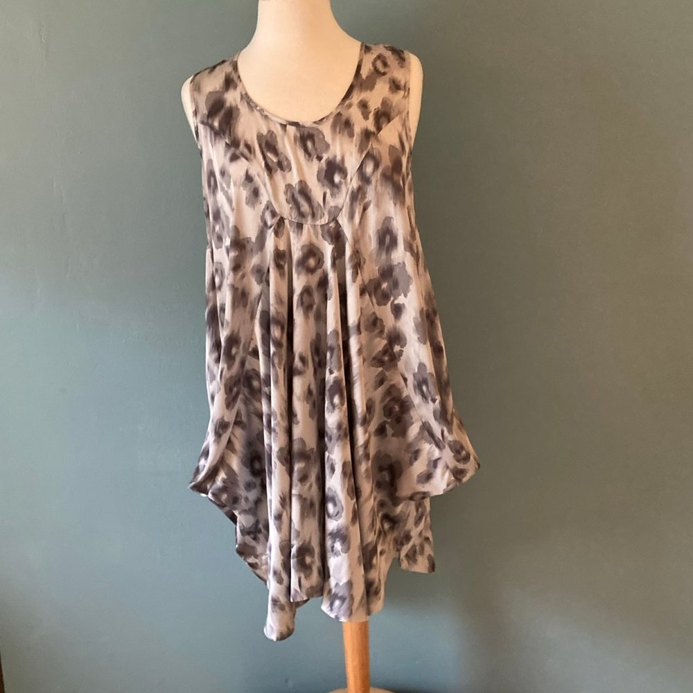 NWT Alison Sheri balloon hem tank dress size medium